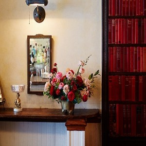 57_Chez_Moi_Interiors_bookshelf-small084